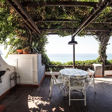 La Casetta Cava Dell'isola Apartment
